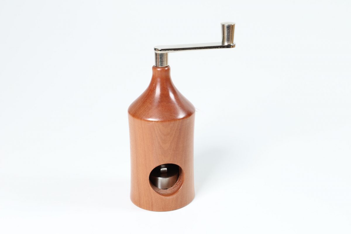 Muskatmühle aus Birnbaum in Form einer Flasche 12cm