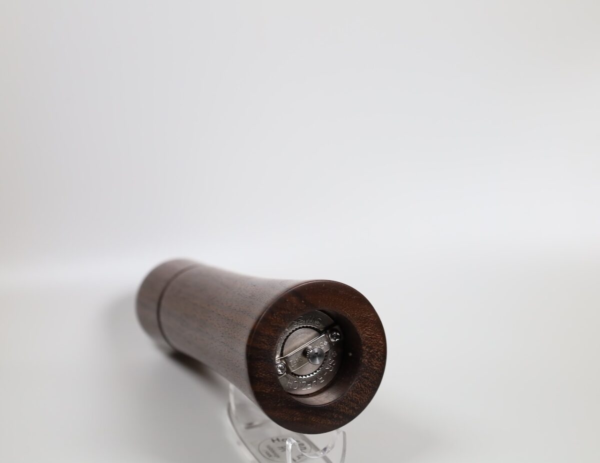 Gewürzmühle Nussbaum tailliert 20cm – Bild 7