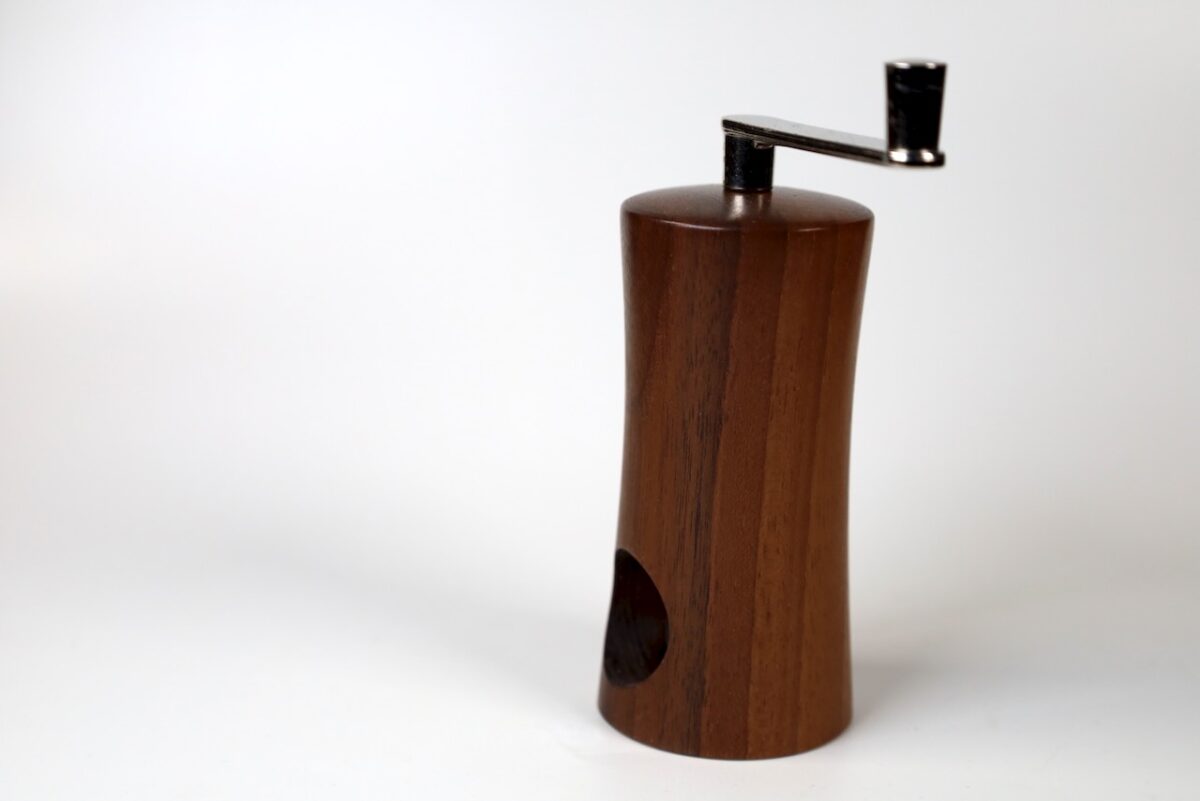 Muskatmühle Nussbaum tailliert 12cm 01 – Bild 2