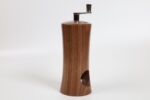Exklusive Muskatmühle aus Nussbaumholz mit Schweizer Mahlwerk