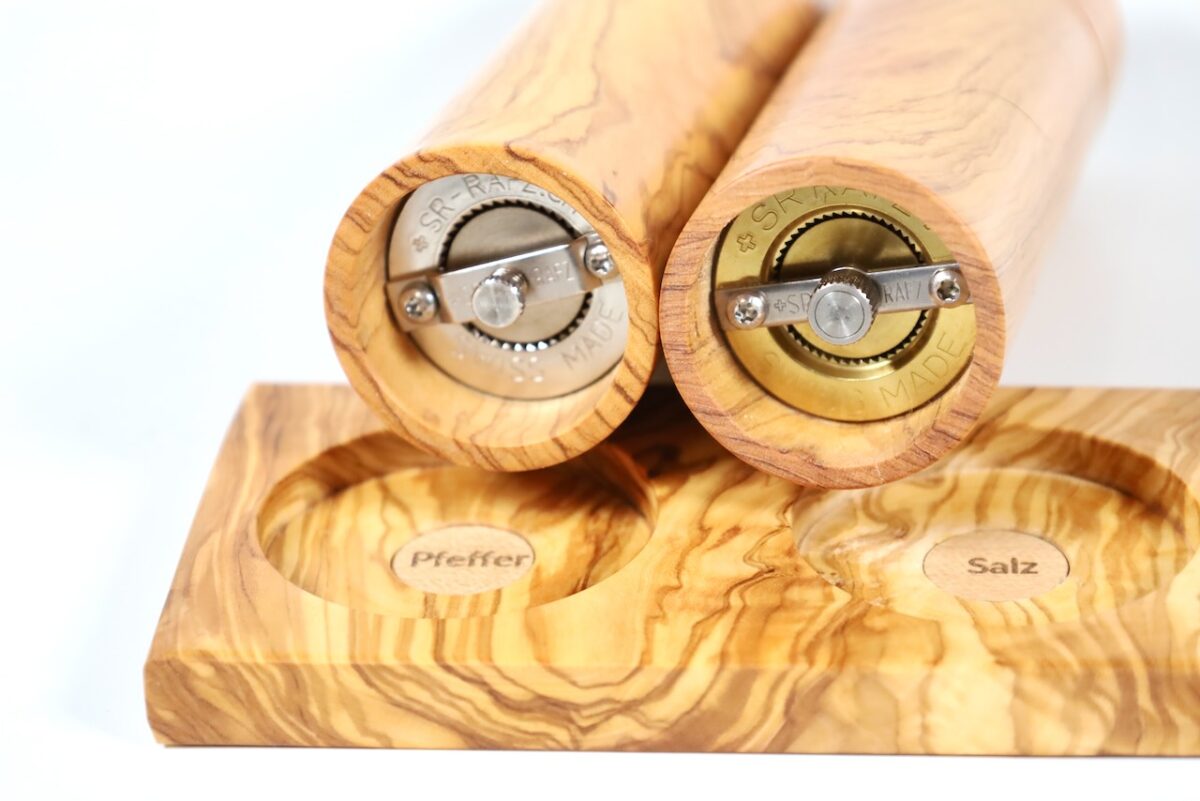 Gewürzmühlenset Pfeffer- und Salzmühle - Olive modern Steckdeckel – Bild 8