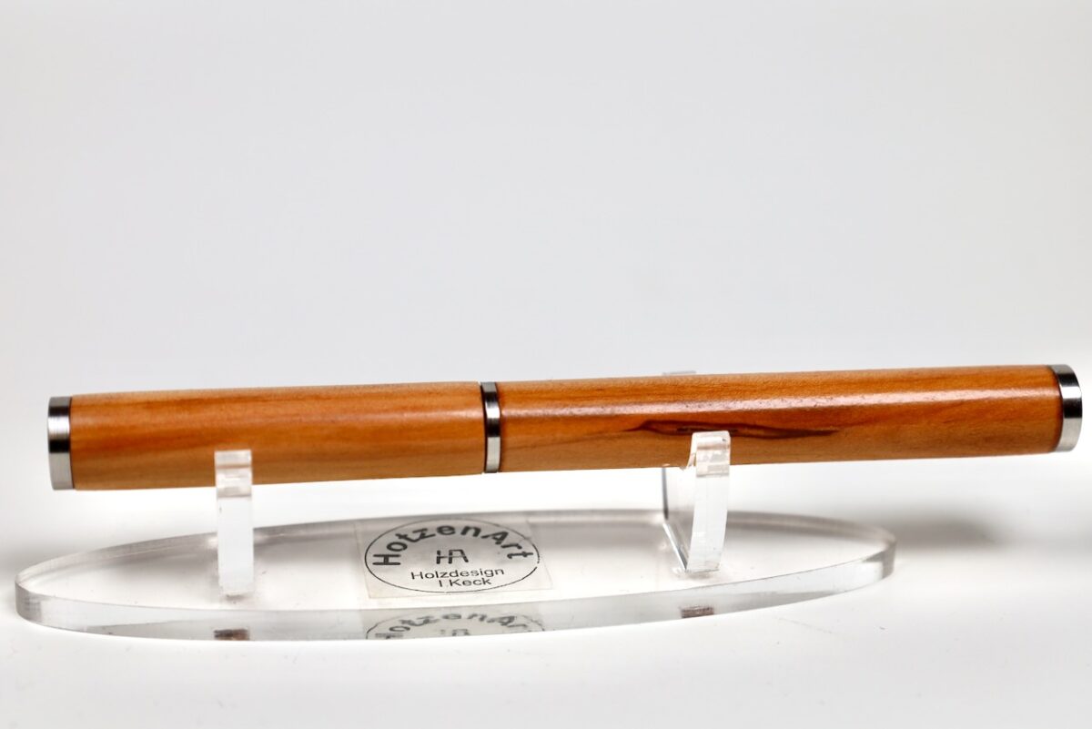 Exklusiver Füller aus Apfelbaum und Edelstahl