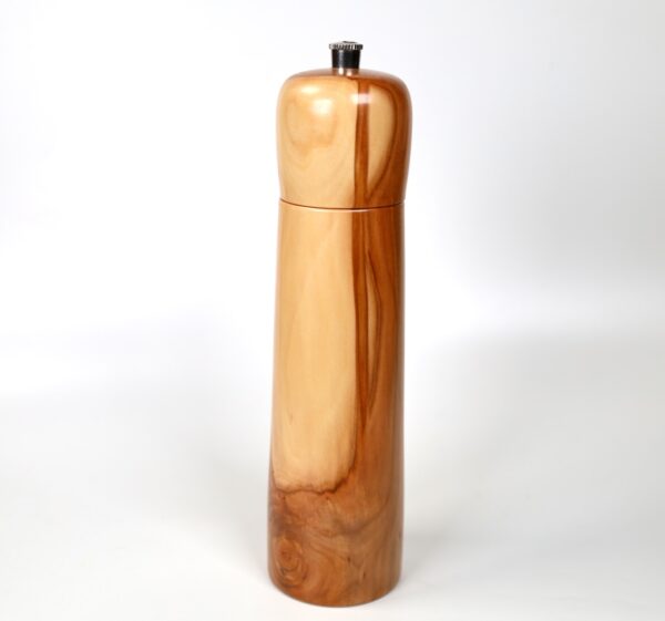 Plastikfreie Gewürzmühle aus Apfelbaumholz