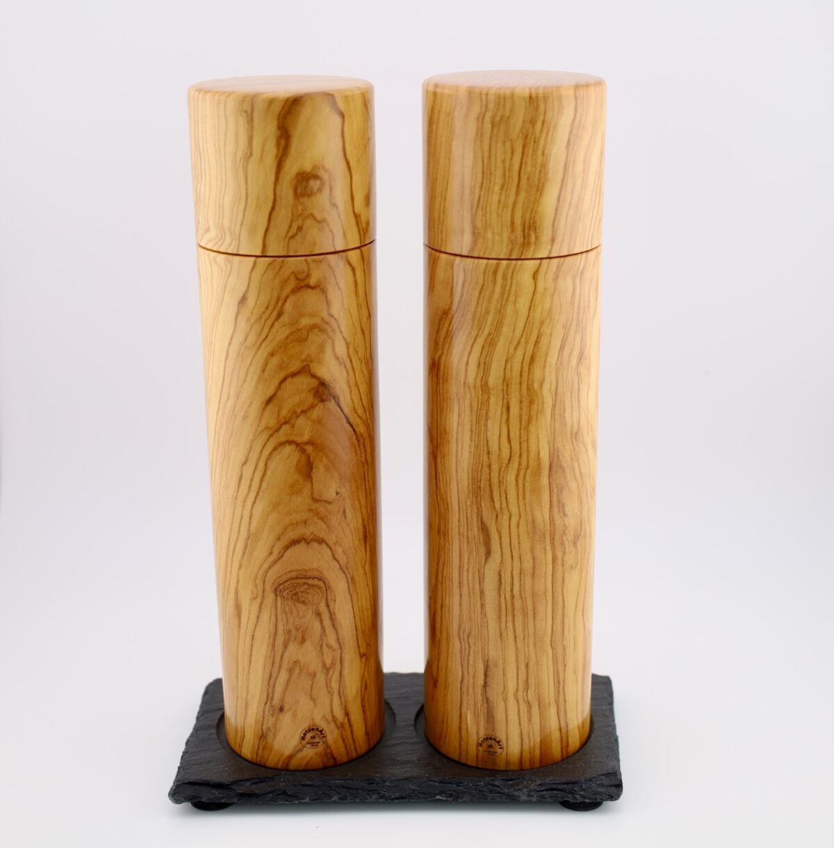 Exklusives Mühlenset Pfeffermühle und Salzmühle aus Olivenholz mit Schweizer Edelstahlmahlwerk