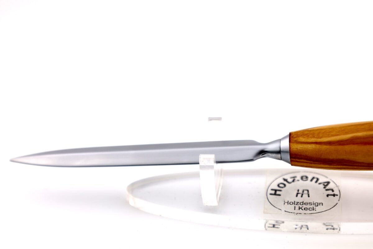 Eleganter Brieföffner mit Olivenholzgriff