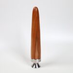 Exklusiver Flaschenöffner aus Edelstahl und Apfelbaumholz