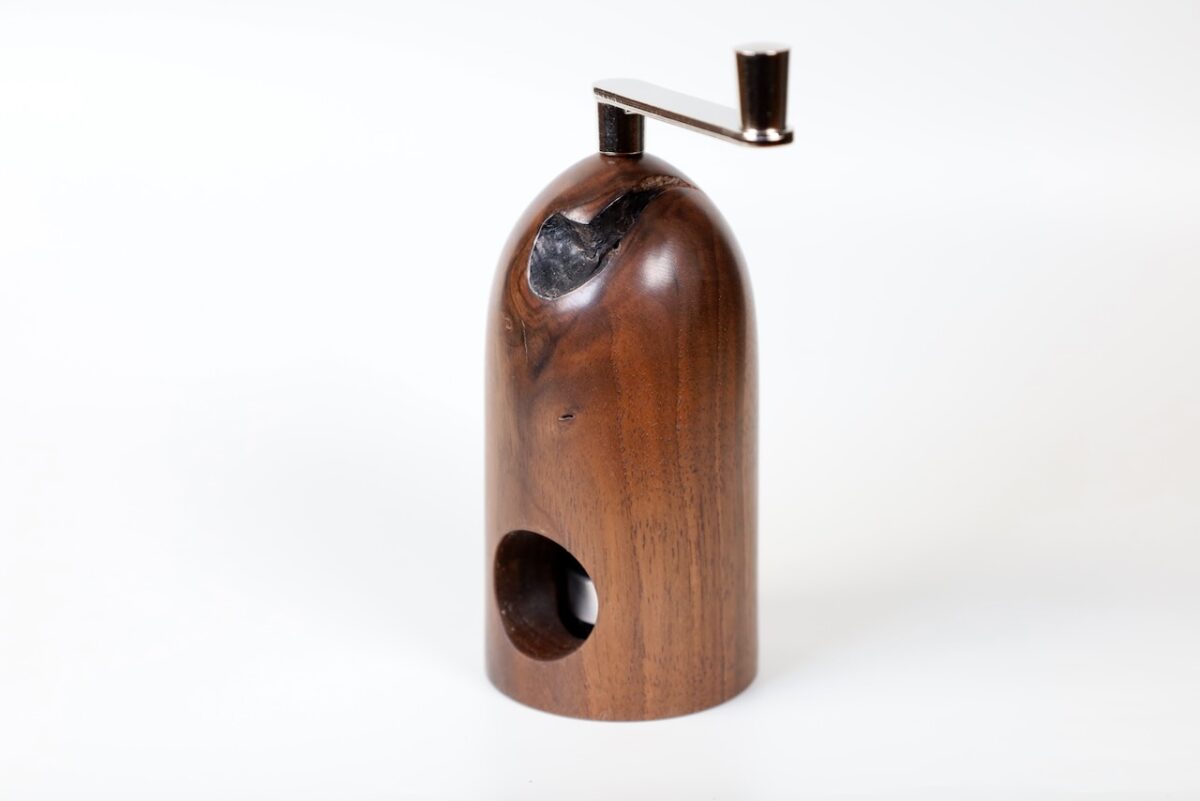 Muskatmühle Nussbaum Kegel rustikal 12cm – Bild 2