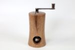 Plastikfreie Muskatreibe aus Nussbaumholz