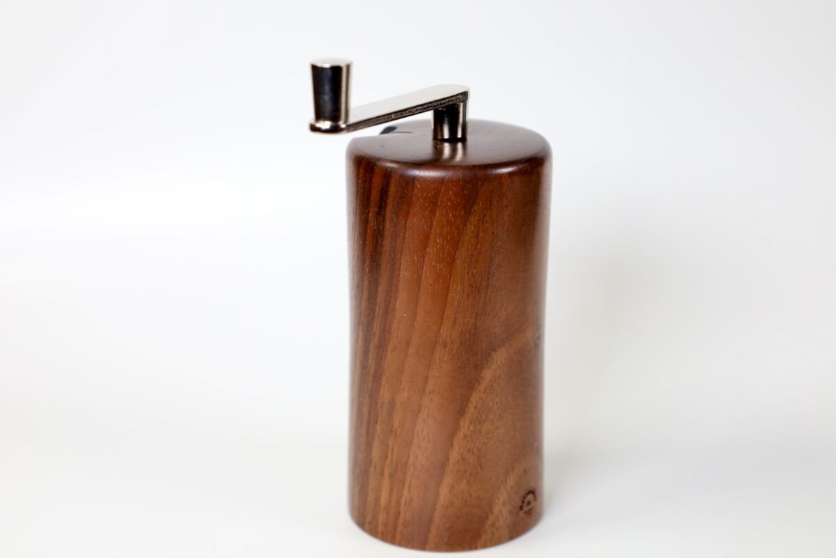 Muskatmühle Nussbaum  rustikal 12cm – Bild 3