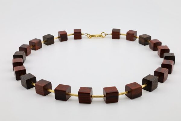Handgemachte Würfelkette aus Bloodwood und Makassar Ebenholz