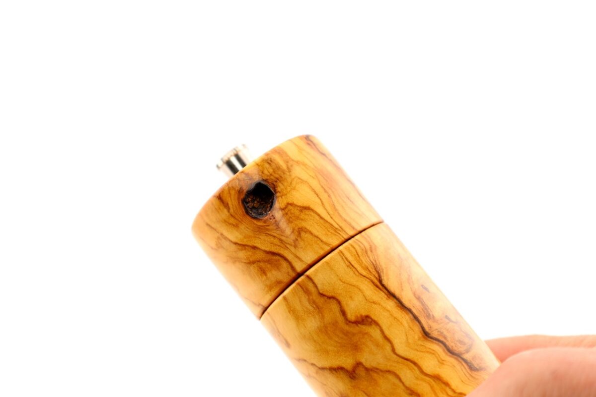 Exklusive Pfeffermühle aus Olivenholz mit Schweizer Edelstahlmahlwerk