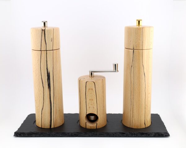 Exklusives Gewürzmühlenset aus Landkartenbuche Pfeffermühle, Salzmühle und Muskatmühle