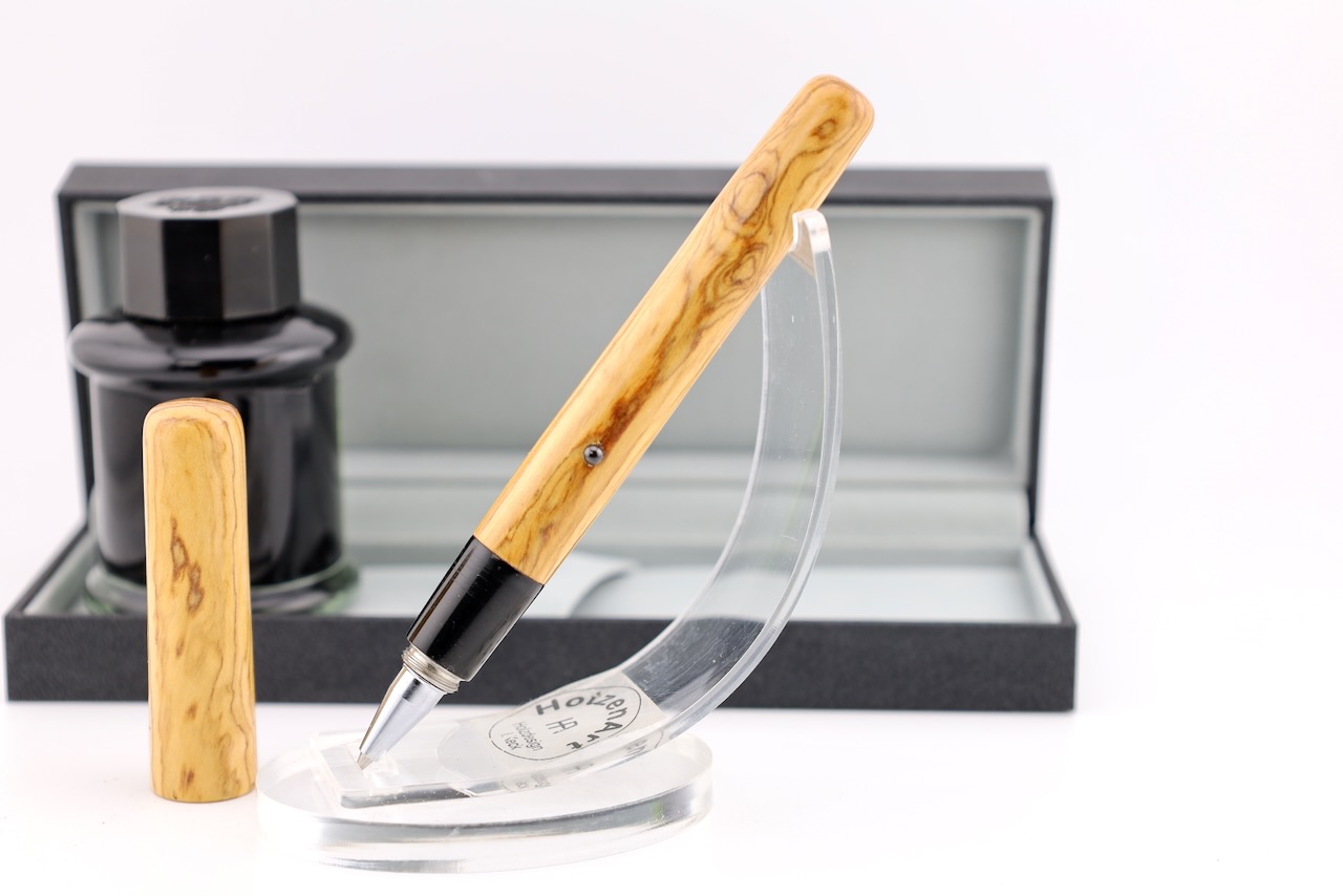 Luxus Patronenroller aus Olivenholz mit Schraubkappe